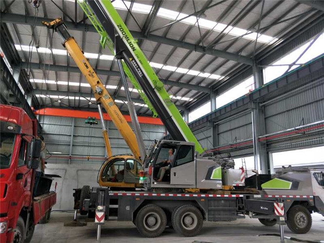 利川市高空车出租需要注意哪些安全事项？